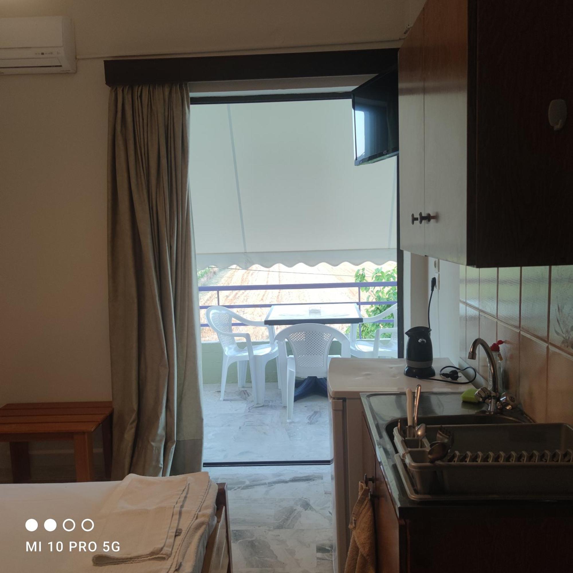 Apartamento 'Αγριοι Λιμένες Iria Exterior foto